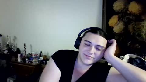 priscilla online show from March 7, 5:59 am