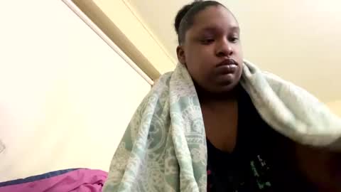 Snapshot of virgovirgiyne chatting on February 24, 2:40 am DADDYS SLUT online show from February 24, 2:40 am