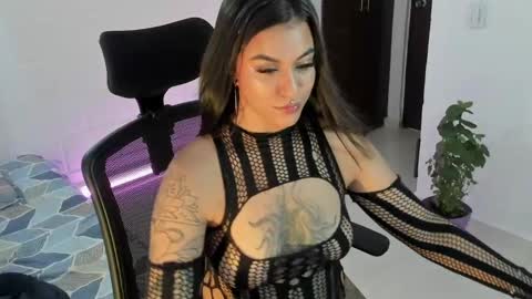 Snapshot of virtual111_ chatting on December 1, 8:20 pm Lu online show from December 1, 8:20 pm