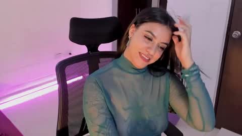 Snapshot of virtual111_ chatting on January 23, 10:11 pm Lu online show from January 23, 10:11 pm