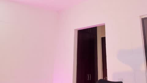 Snapshot of virtual111_ chatting on January 30, 2:06 am Lu online show from January 30, 2:06 am