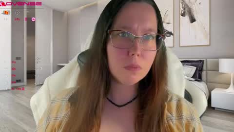 Snapshot of visecret chatting on September 28, 7:41 pm Victoria Romans online show from September 28, 7:41 pm