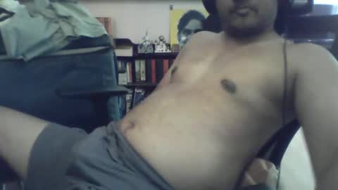 Snapshot of visionzzzz chatting on February 8, 4:05 am Visionzzzz online show from February 8, 4:05 am