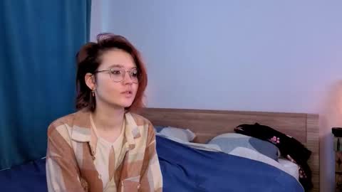 Lisa online show from March 20, 8:30 am