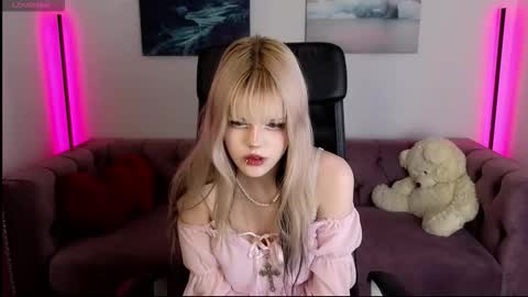 Vita online show from March 28, 9:25 pm