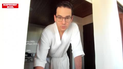 Snapshot of vito_ferrero chatting on April 12, 12:21 pm Vito Ferrer online show from April 12, 12:21 pm