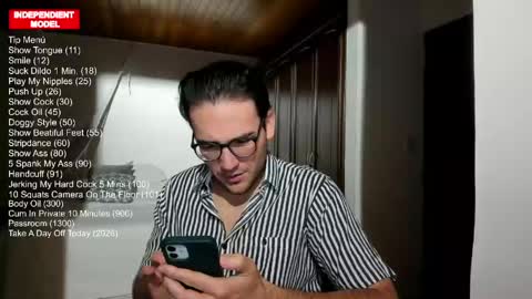 Snapshot of vito_ferrero chatting on April 24, 12:35 am Vito Ferrer online show from April 24, 12:35 am