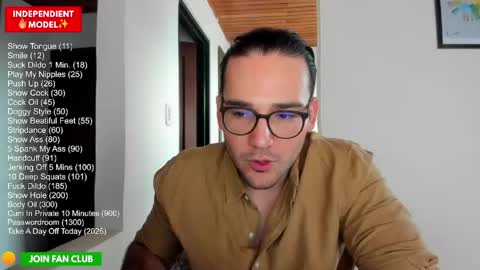 Snapshot of vito_ferrero chatting on April 30, 9:30 pm Vito Ferrer online show from April 30, 9:30 pm