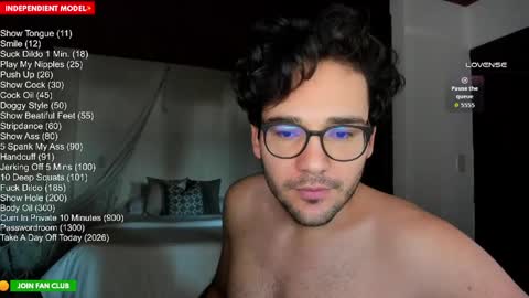 Snapshot of vito_ferrero chatting on May 15, 12:01 pm Vito Ferrer online show from May 15, 12:01 pm