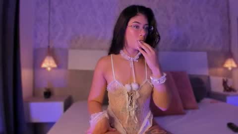 Snapshot of vittoria__rossi chatting on March 23, 2:32 pm Vttoria online show from March 23, 2:32 pm