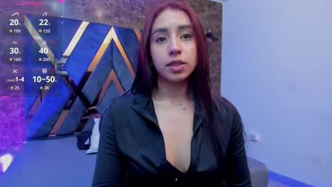 Snapshot of vittoria_conti_ chatting on March 27, 5:23 pm vittoria online show from March 27, 5:23 pm