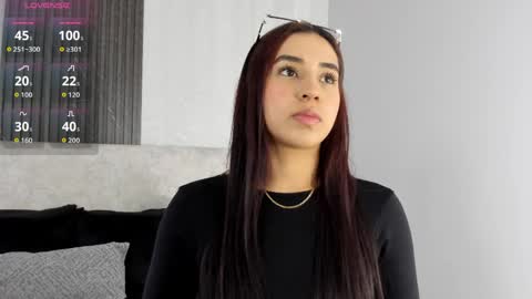 Snapshot of vittoria_conti_ chatting on June 6, 5:39 pm vittoria online show from June 6, 5:39 pm