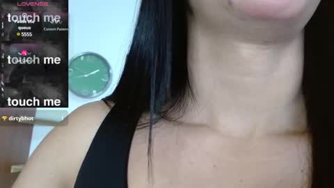 Snapshot of vittoria_lombardi07 chatting on January 16, 1:36 pm VITTORIA online show from January 16, 1:36 pm