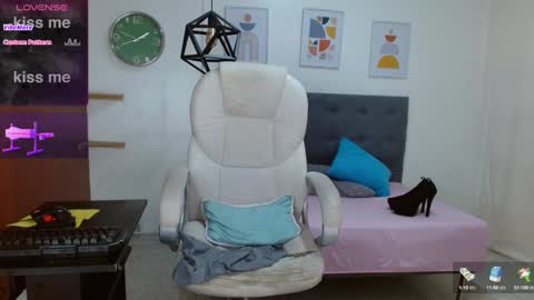 Snapshot of vittoria_lombardi07 chatting on January 21, 5:20 pm VITTORIA online show from January 21, 5:20 pm