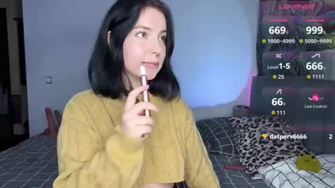 Vivi   online show from November 24, 11:59 pm