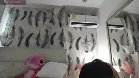 Snapshot of vivi_prinncess chatting on February 1, 6:06 pm Viviana online show from February 1, 6:06 pm