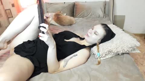 vivian_alison online show from January 31, 8:12 pm