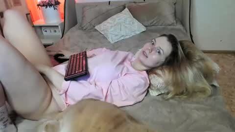 vivian_alison online show from February 15, 9:04 pm