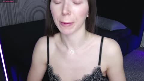 Vivian Evans online show from January 30, 7:29 am