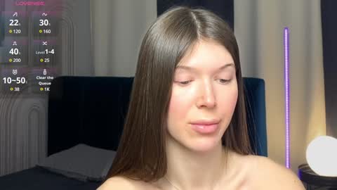 Vivian Evans online show from February 3, 7:18 am