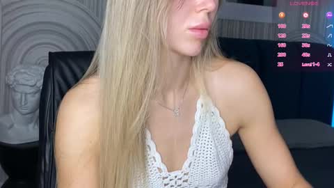 Vivian Evans online show from September 22, 1:07 am