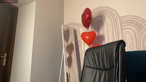 Vivian Evans online show from March 13, 12:28 am