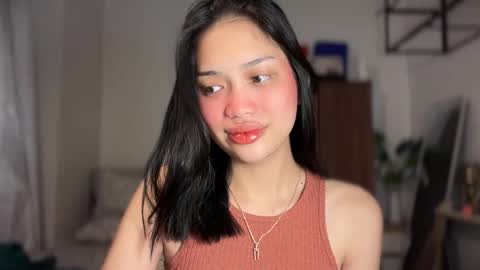 Vivian online show from March 4, 9:54 pm