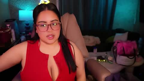 Snapshot of vivianaortega chatting on May 8, 2:17 am Vivi online show from May 8, 2:17 am