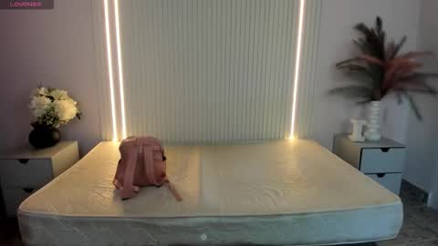 vivianowen9 online show from February 16, 12:34 pm