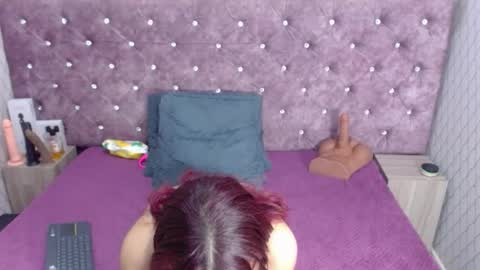 VivianRose online show from December 3, 3:58 am