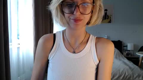 VI       online show from May 18, 4:13 pm