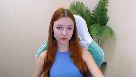 Snapshot of vivien_leight chatting on January 29, 6:39 pm Vivien online show from January 29, 6:39 pm