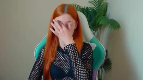Vivien online show from May 15, 6:37 pm
