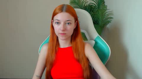 Vivien online show from May 18, 6:36 pm