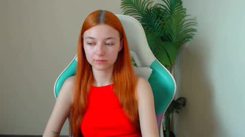 Vivien online show from May 19, 1:56 am