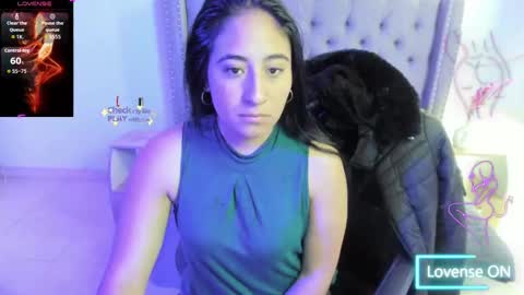 Snapshot of viviene_price chatting on September 22, 1:46 pm Viviene Price online show from September 22, 1:46 pm
