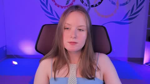 Vivien online show from December 8, 12:08 pm