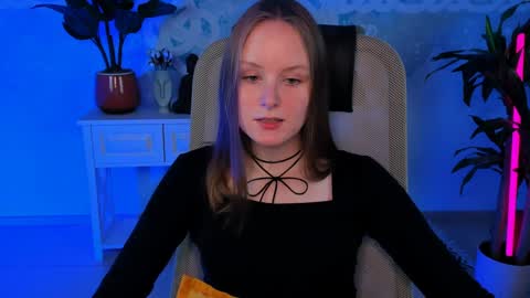 Vivien online show from December 10, 7:54 pm