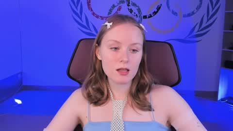 Vivien online show from December 11, 5:26 pm