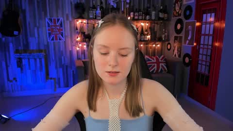 Vivien online show from December 12, 5:26 pm