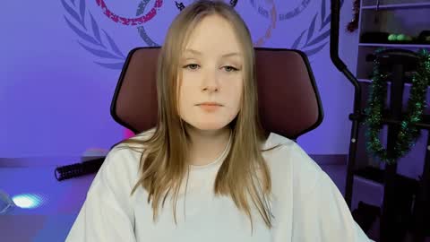 Vivien online show from December 31, 11:20 am