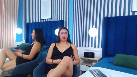 Vivian  online show from December 17, 1:28 pm