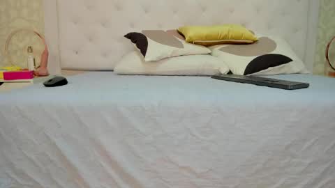 Snapshot of vivifit_08 chatting on April 19, 7:05 pm vivifit 08 online show from April 19, 7:05 pm