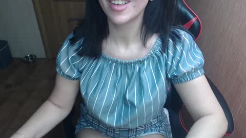 Snapshot of vivo244 chatting on December 10, 11:40 pm Eva online show from December 10, 11:40 pm