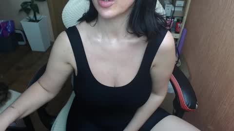 Snapshot of vivo244 chatting on May 19, 11:33 pm Eva online show from May 19, 11:33 pm
