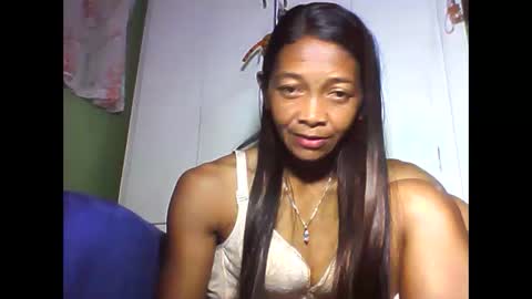 vixen_lina online show from May 4, 6:15 pm
