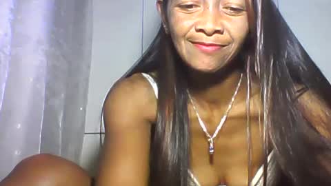 Snapshot of vixen_lina chatting on June 30, 7:26 pm vixen_lina online show from June 30, 7:26 pm