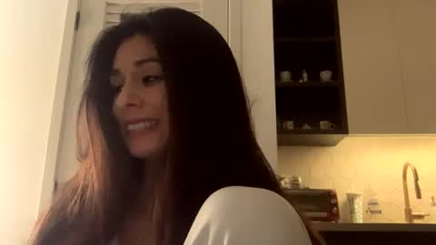 vixenblade online show from January 14, 6:30 am