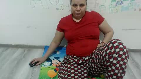 Snapshot of vixenbya chatting on January 16, 10:41 am vixenbya online show from January 16, 10:41 am