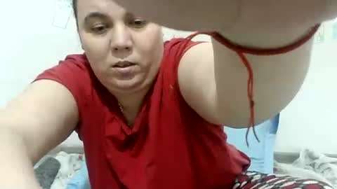 Snapshot of vixenbya chatting on January 18, 8:40 am vixenbya online show from January 18, 8:40 am